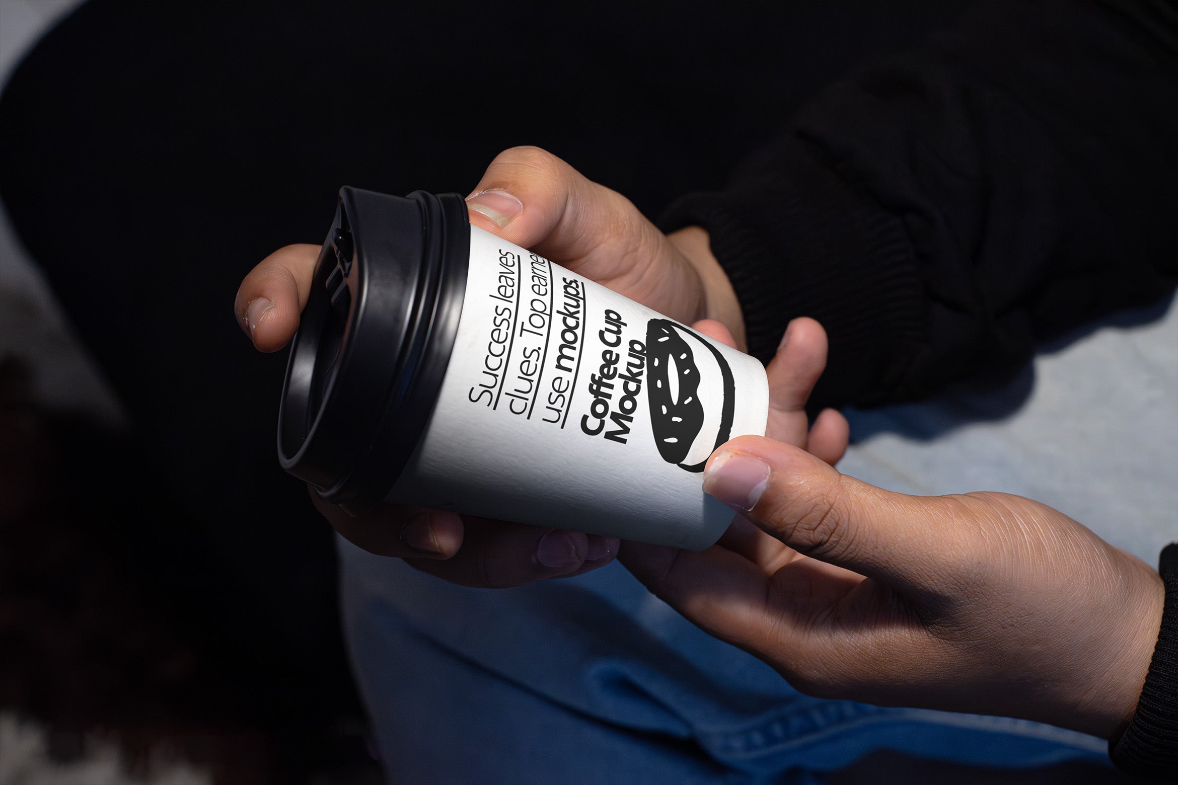 Paper Cup Mockup - Simetrica Labs 7.jpg