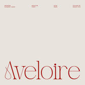 Aveloire Modern Elegant Serif Font
