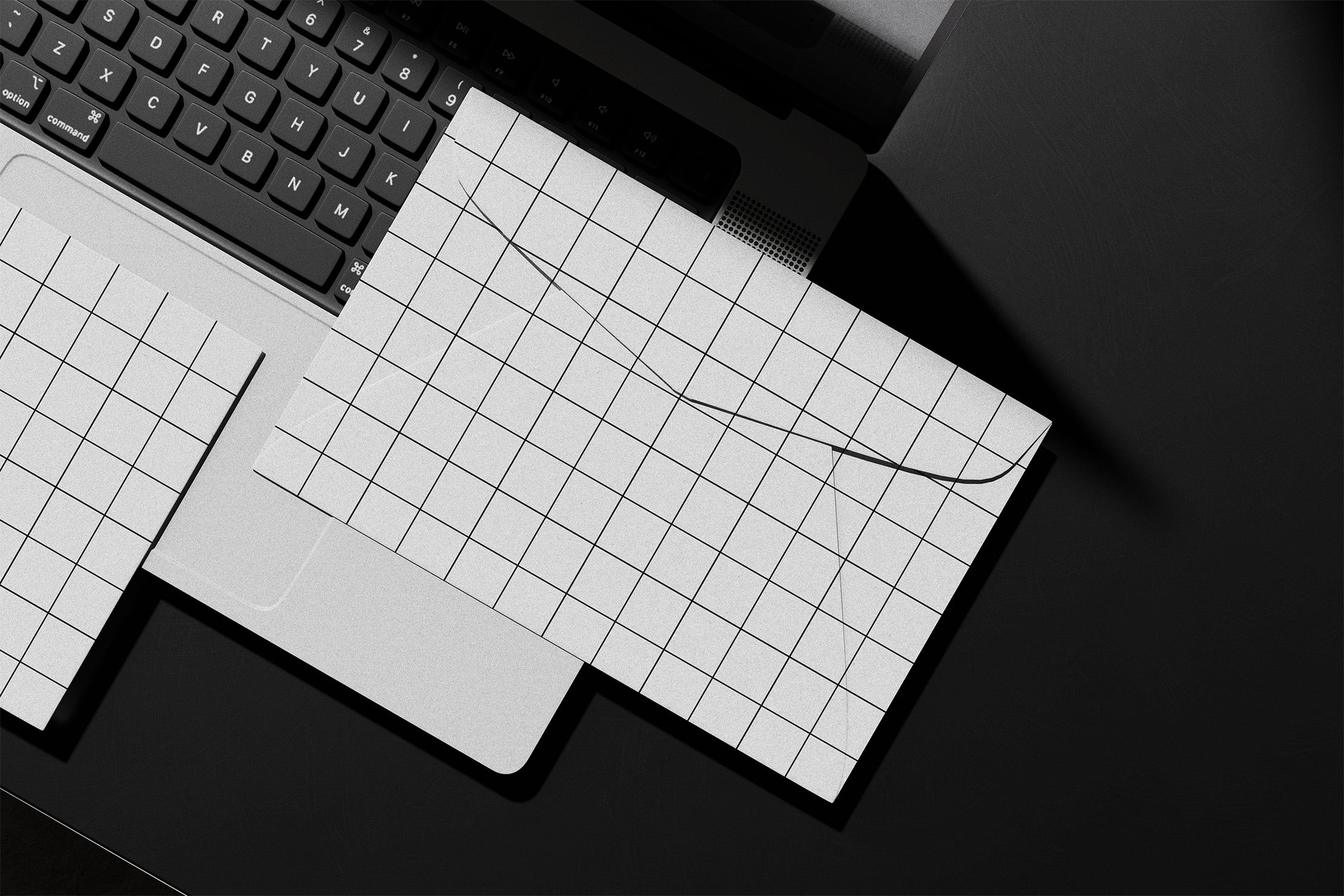 commercial-envelope-mockup-morrobati-4.jpg