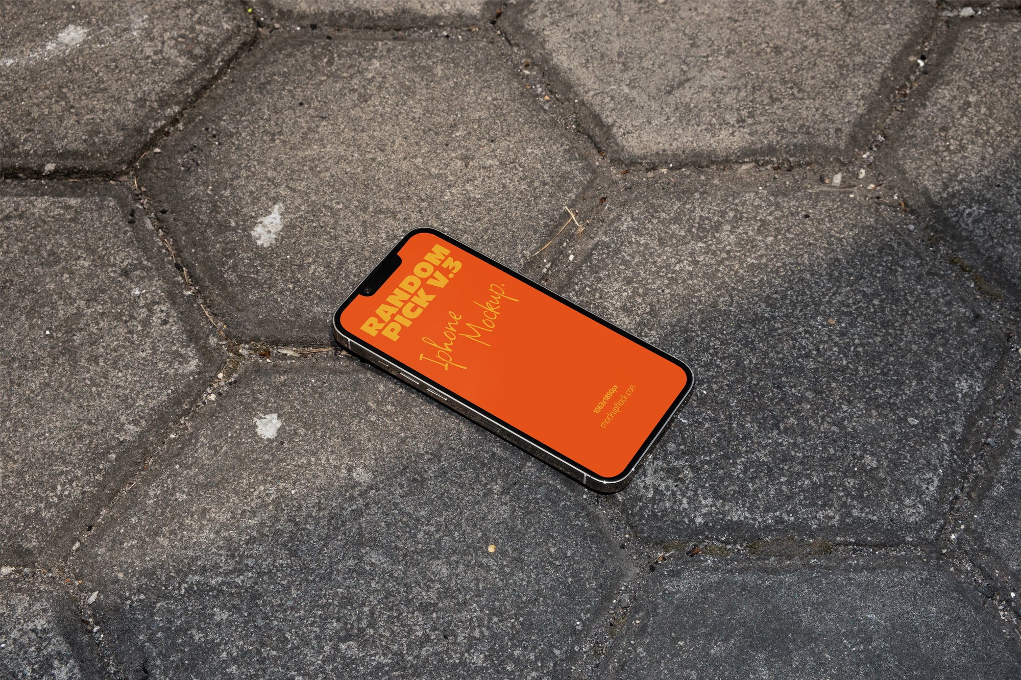 rp-v3-iphone-01-mockup-mockup-flock-4.jpg