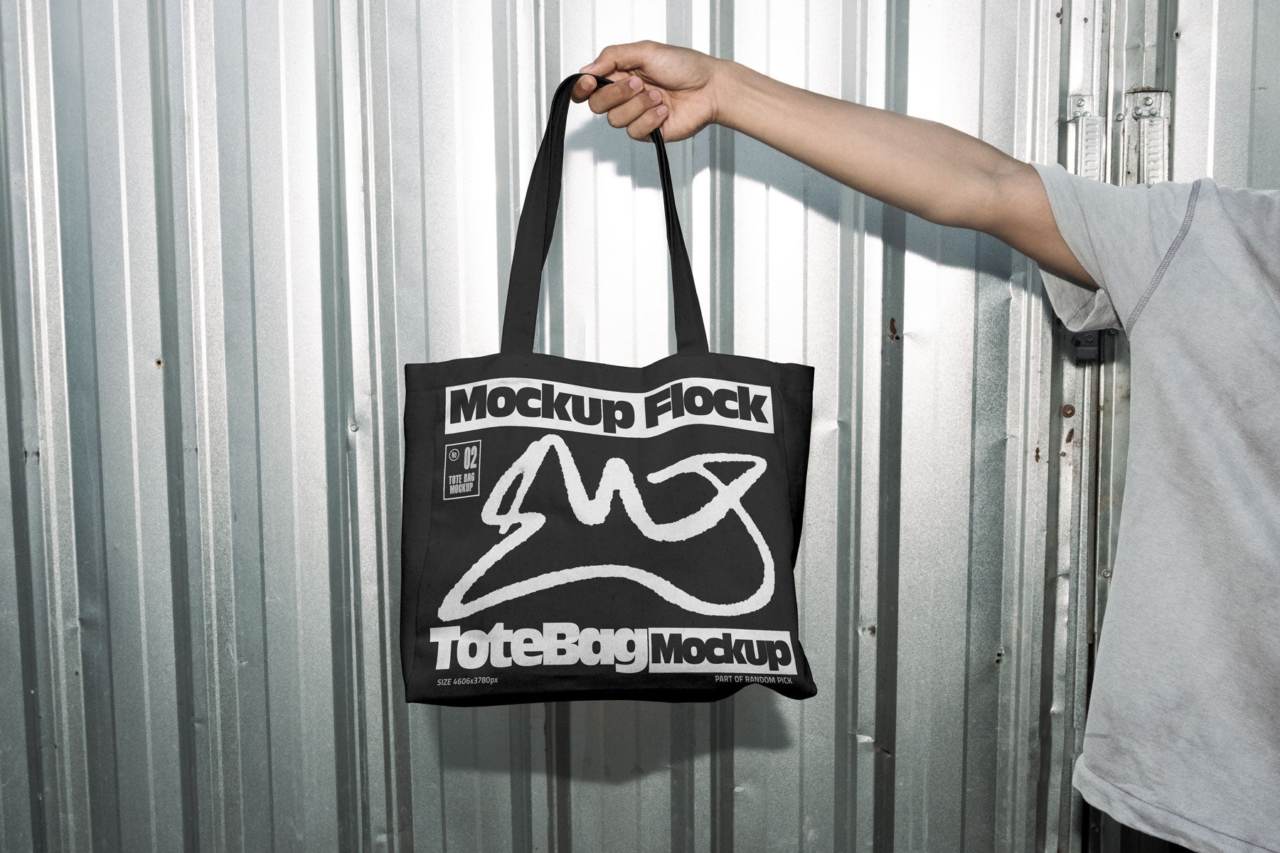 rp-v6-urban-tote-bag-01-mockup-mockup-flock-2.jpg