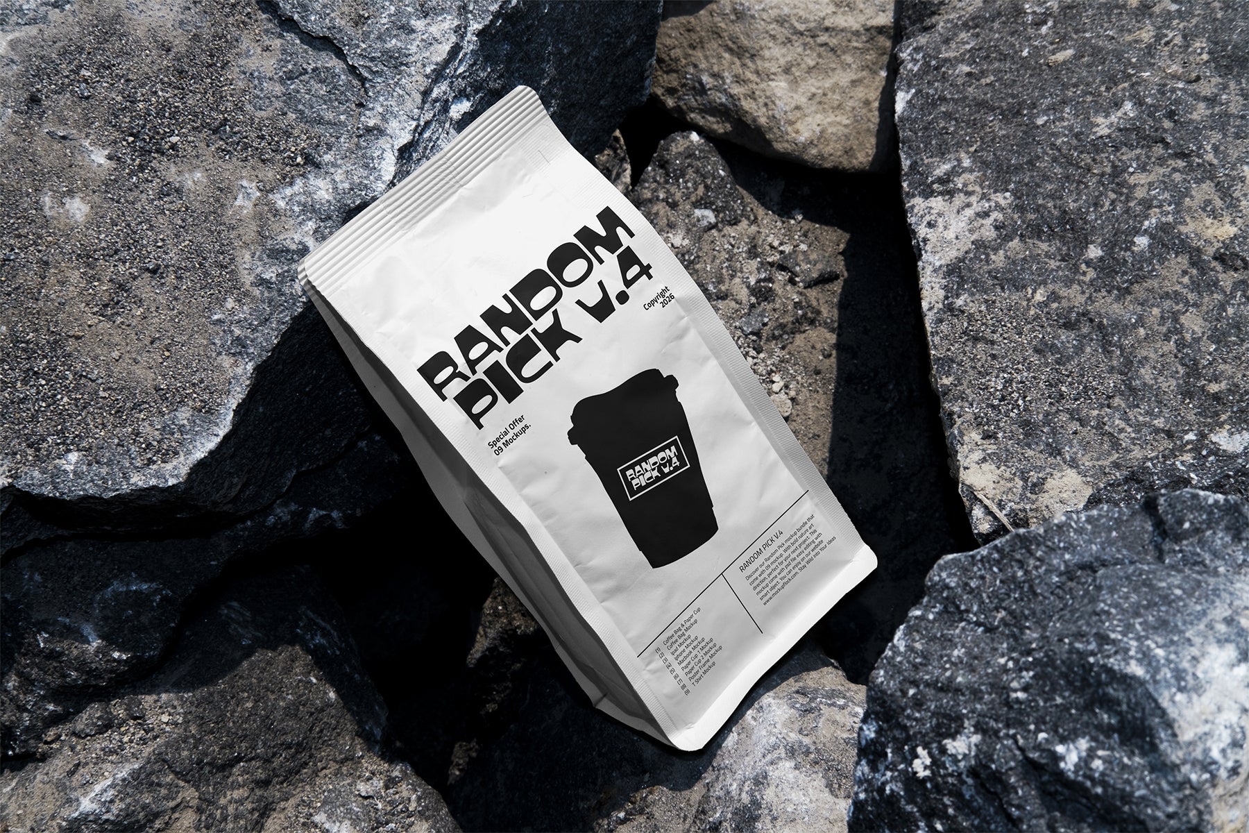 rpv4-coffee-bag-02-mockup-mockup-flock-2.jpg