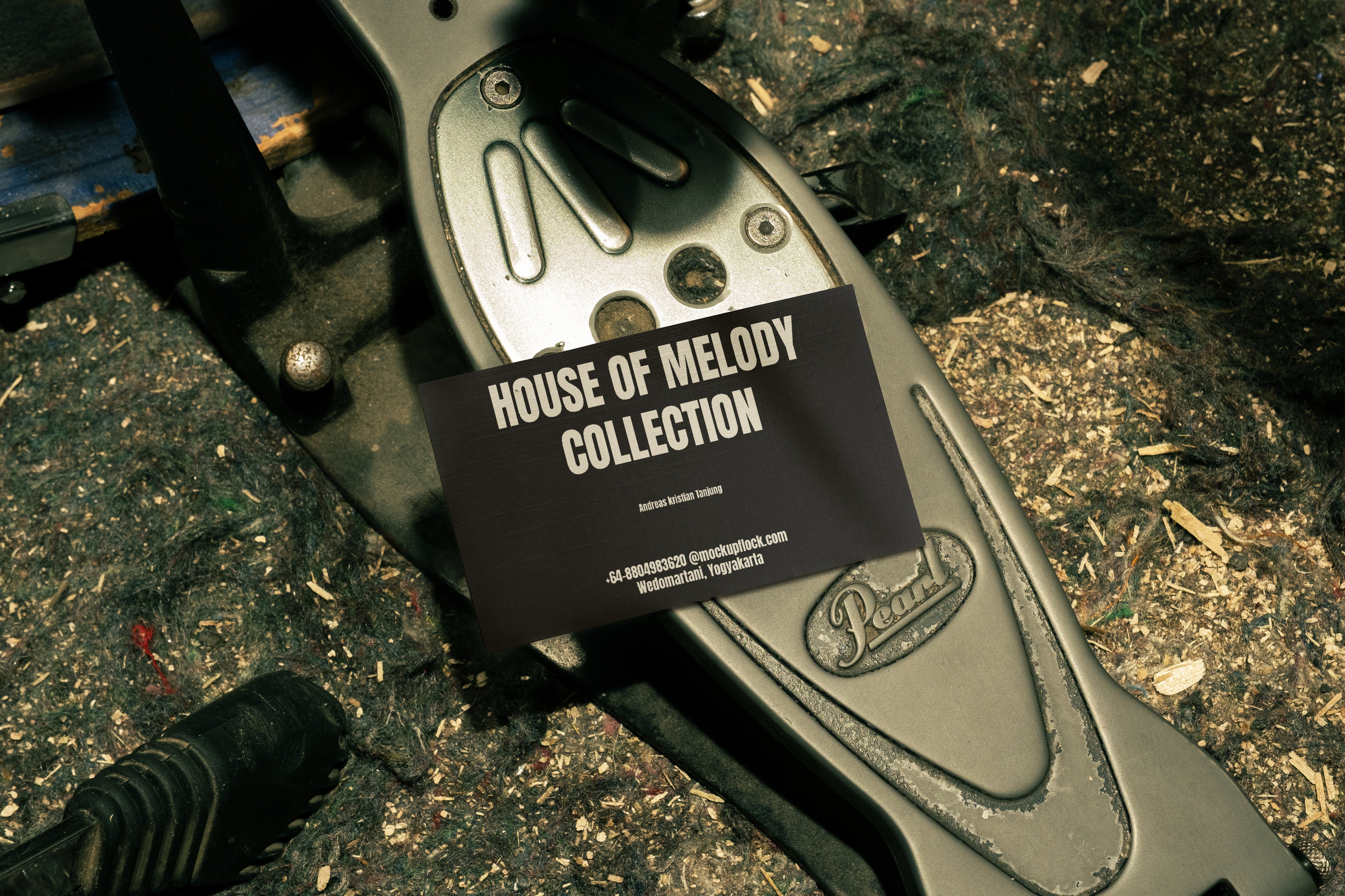 HOM Business Card 04 Mockup - Mockup Flock 1.jpg