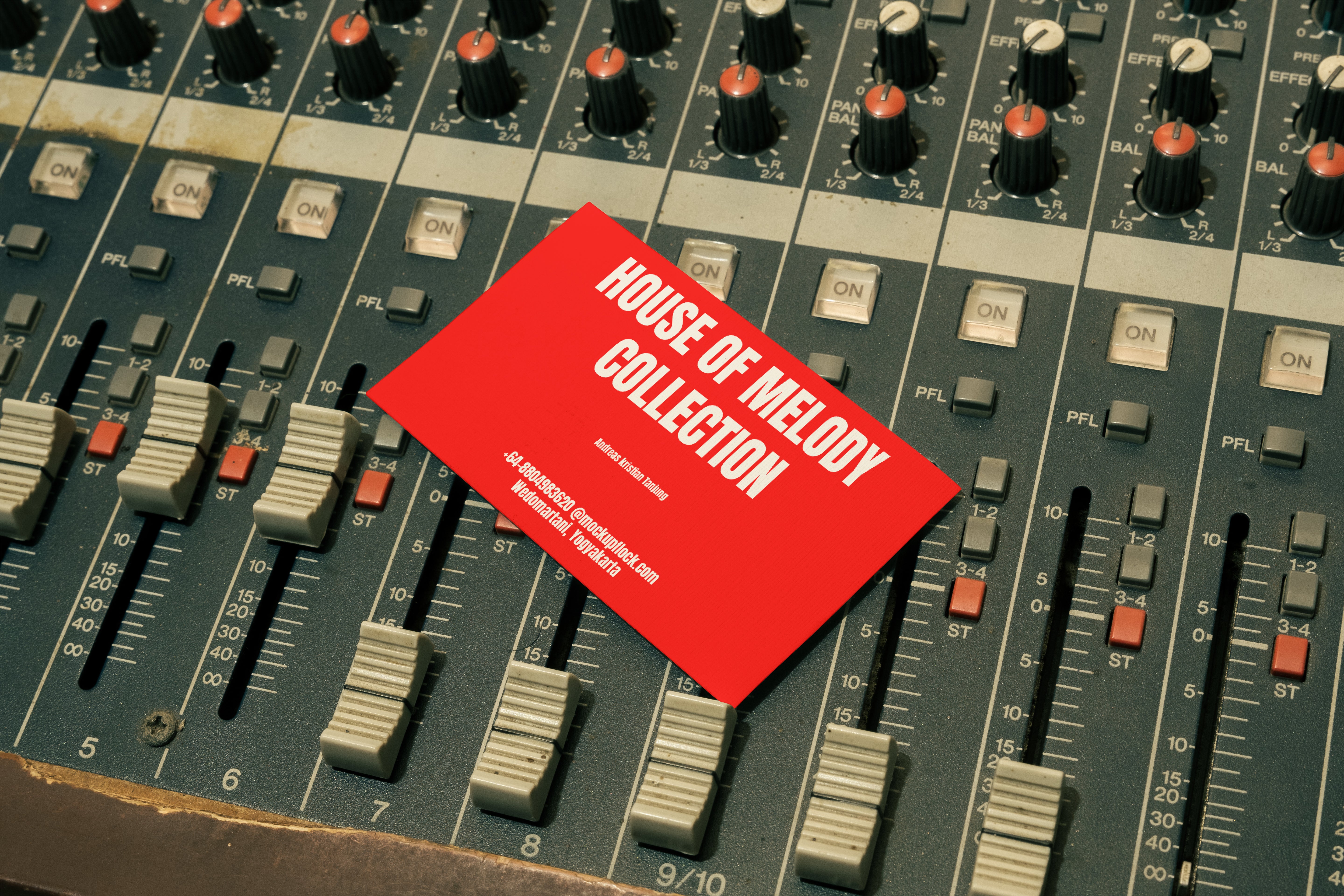 HOM Business Card 17 Mockup - Mockup Flock 2.jpg