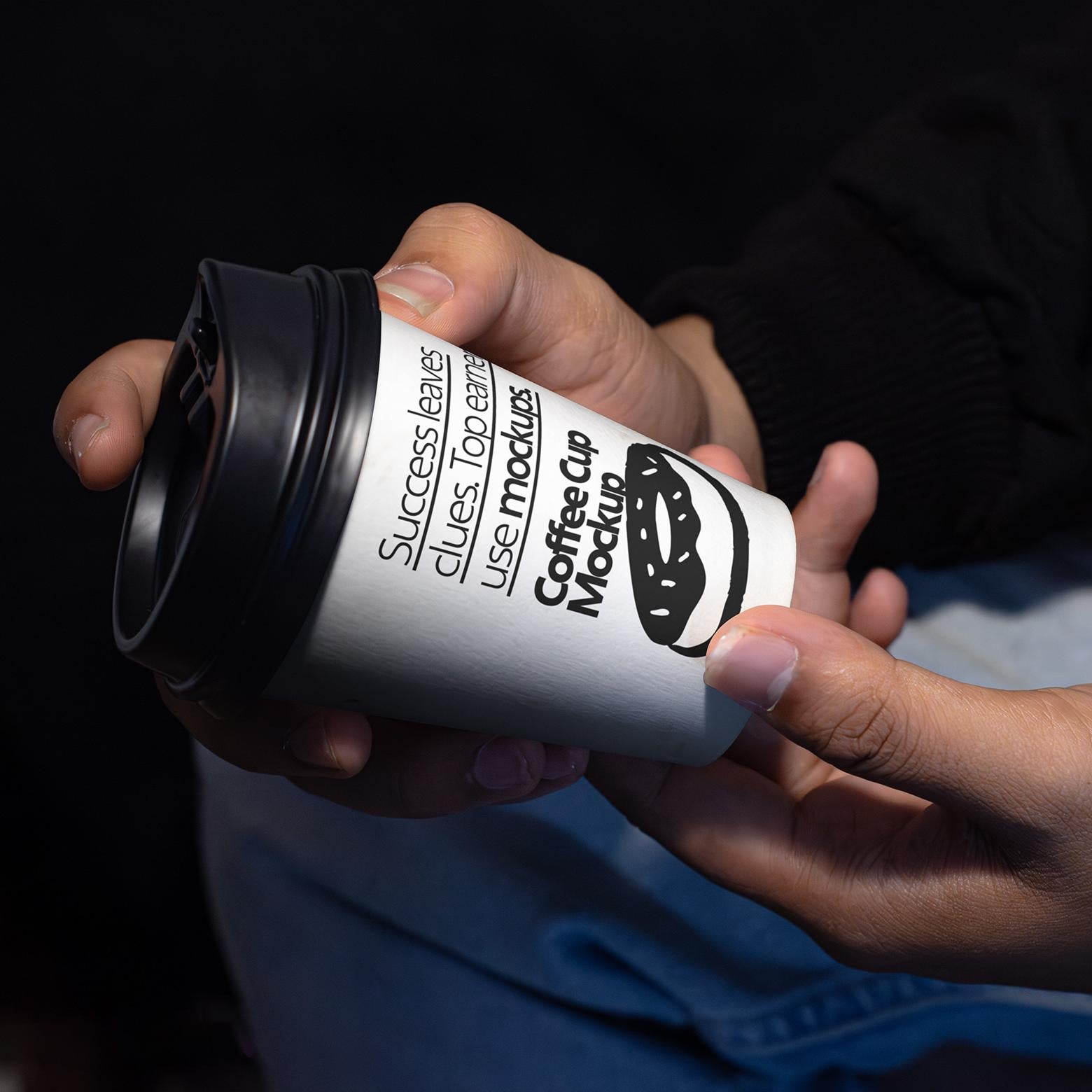 Paper Cup Mockup - Simetrica Labs 1.png