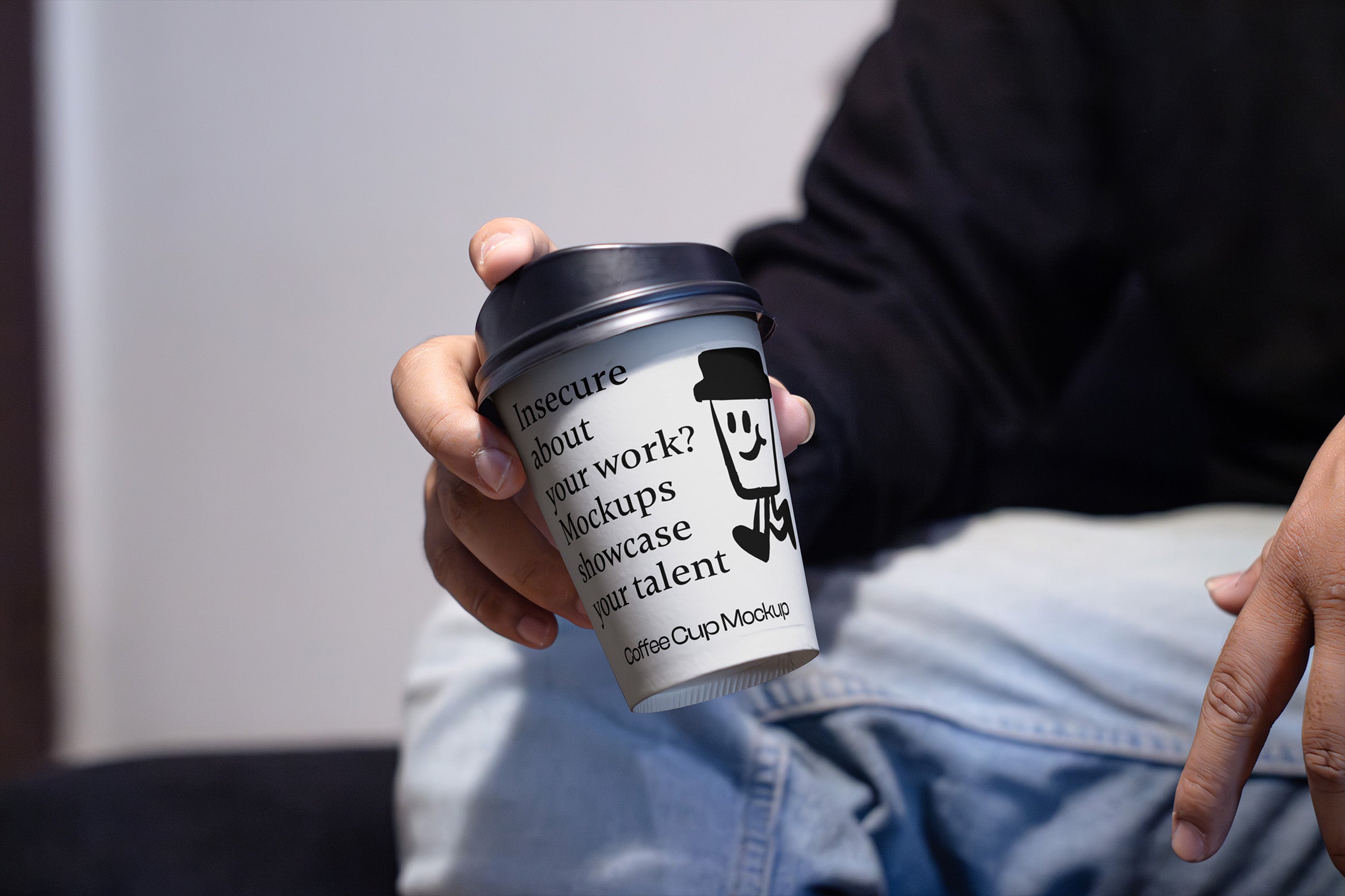 Paper Cup Mockup - Simetrica Labs 5.jpg