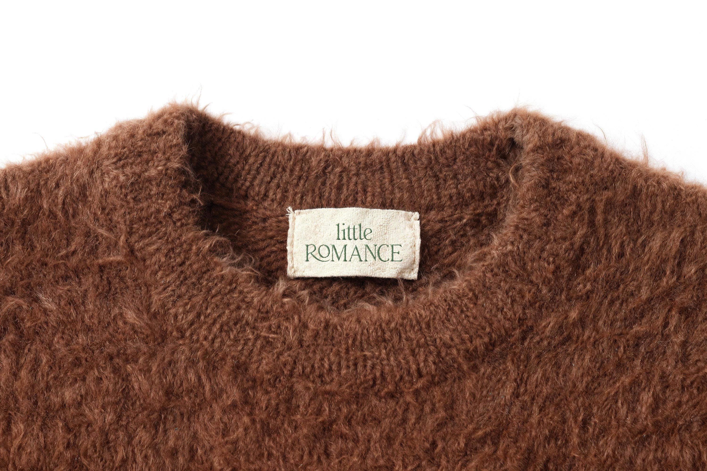 Sweater Label Mockup - Pixelbuddha 2.jpg