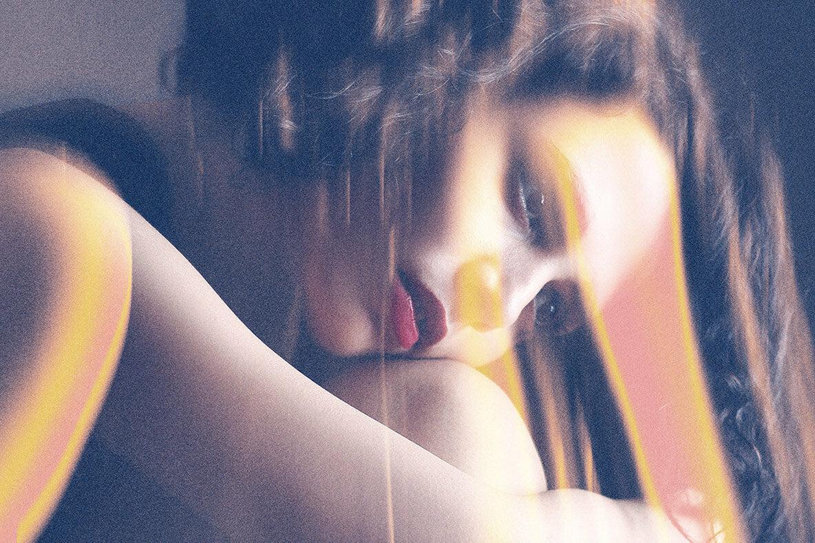 Aura Leaks Photo Effect