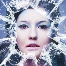 Broken Glass Photo Effect