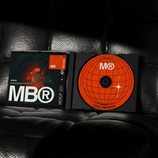 compact-disc-mockup-morrobati-1.png