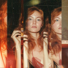 Distorted Mirror Photo Effect