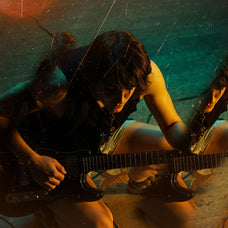 Distorted Mirror Photo Effect