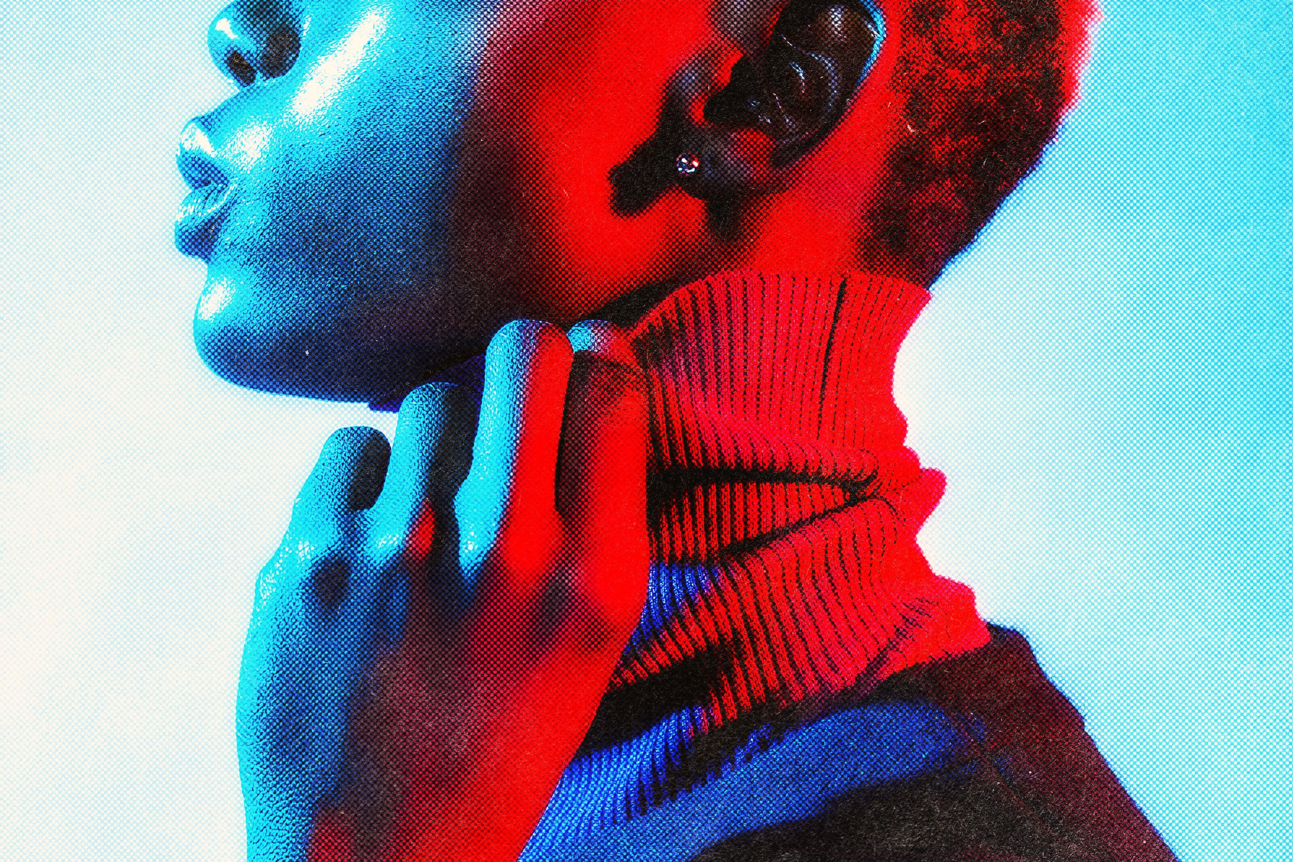 Dreamy Glow Halftone Print Effect