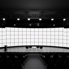 event-led-screen-mockup-morrobati-2.jpg