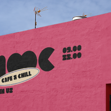 gimro-bold-geometric-cafe-font-pandeka-foundry-3.png