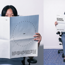 girl-holding-paper-print-mockup-studio-archive-tbw-mockup-collection-taboja-brand-works-2.png