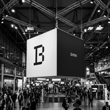 grand-expo-cube-banner-blank-studio-2.jpg