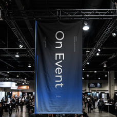 hanging-expo-banner-blank-studio-2.jpg