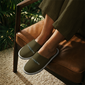 Hotel Slippers Mockup – Tropical Suite - T.BW Mockup Collection