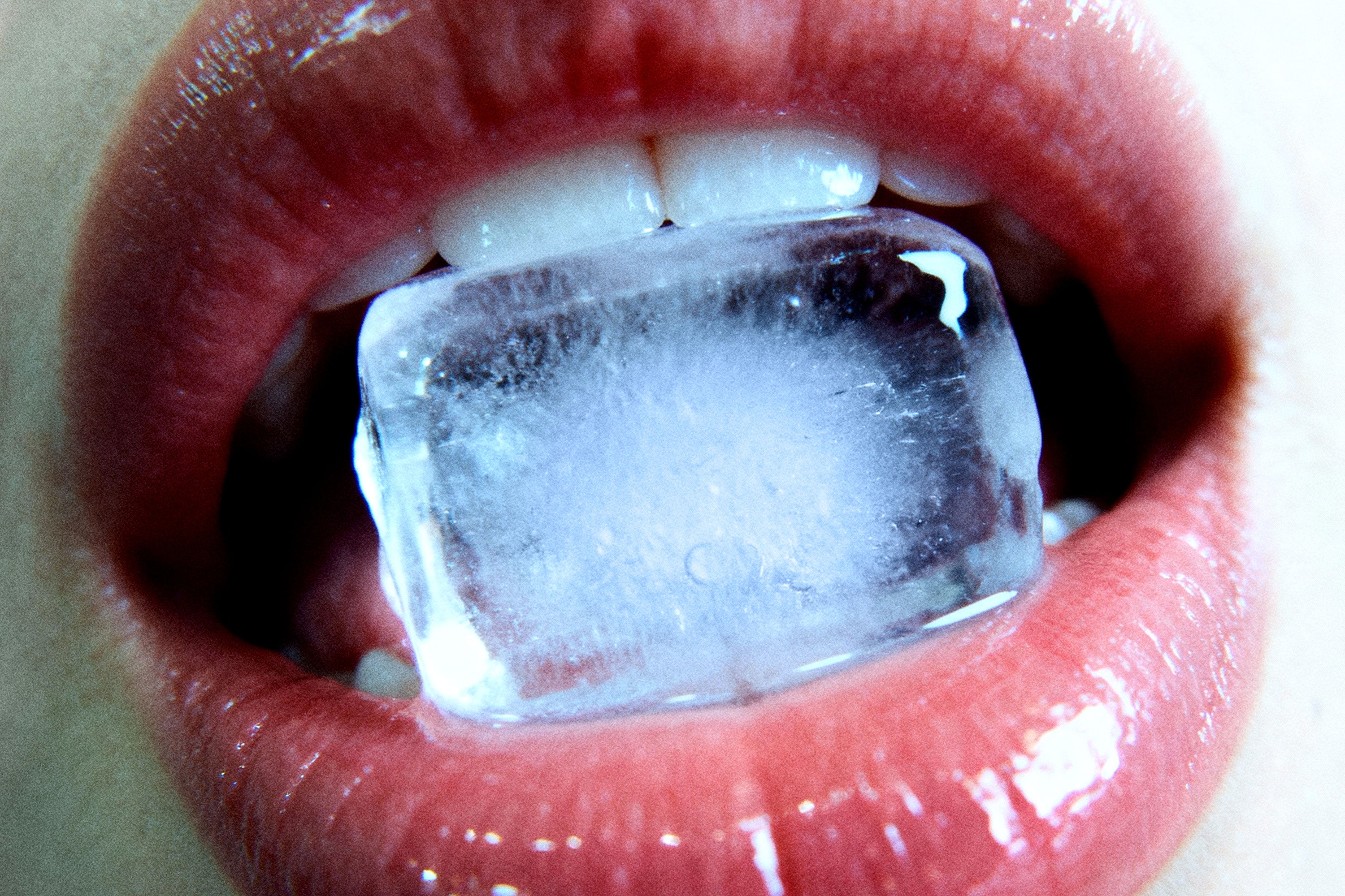 ice-cube-mockup-in-lips-pixelbuddha-2.jpg