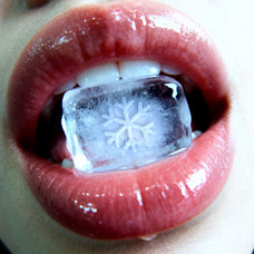 ice-cube-mockup-in-lips-pixelbuddha-3.jpg