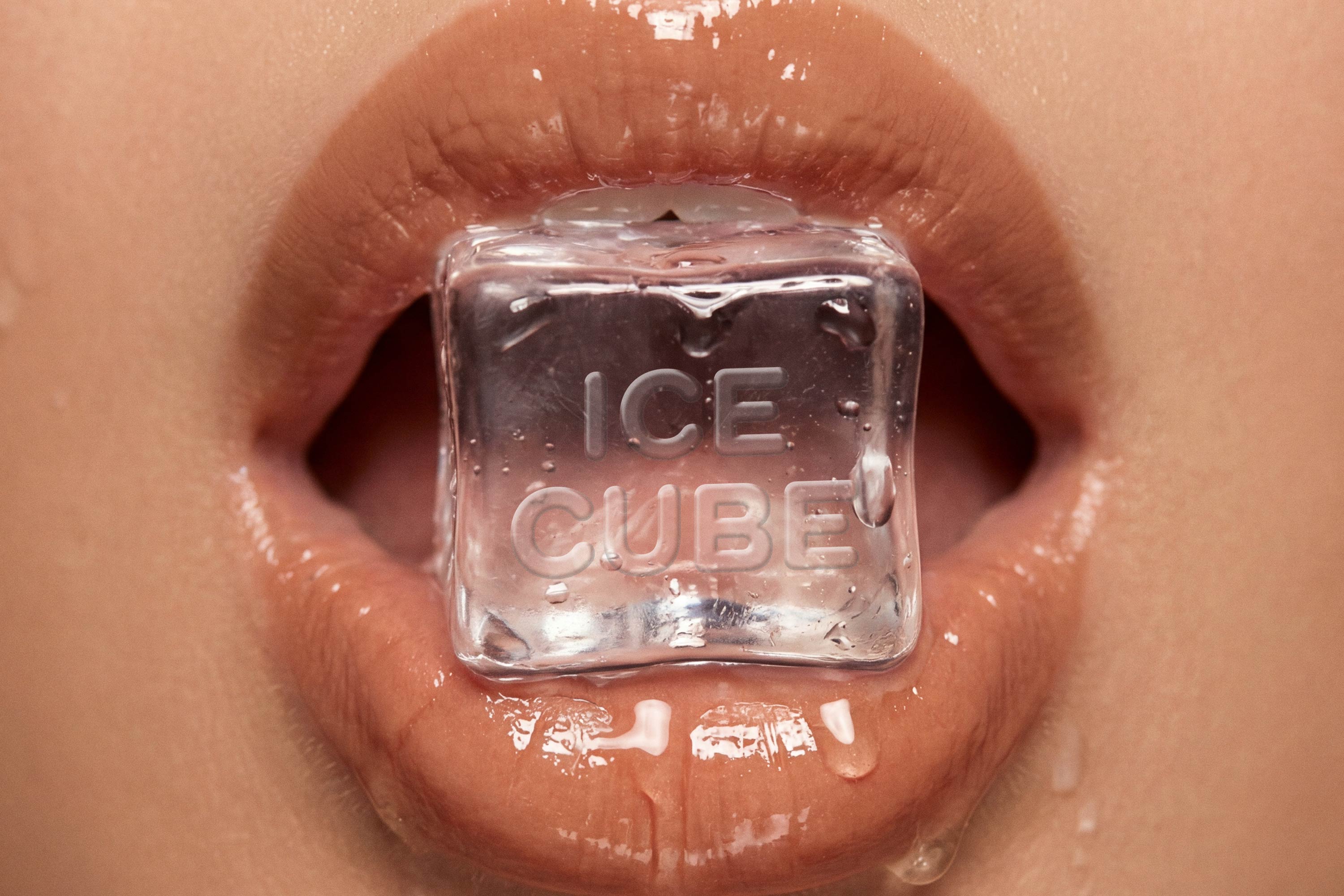 ice-cube-mockup-unknown-creator-3.jpg