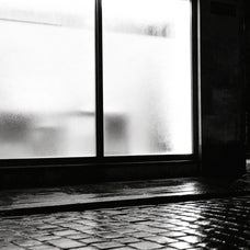 night-windows-mockup-pixelbuddha-4.jpg