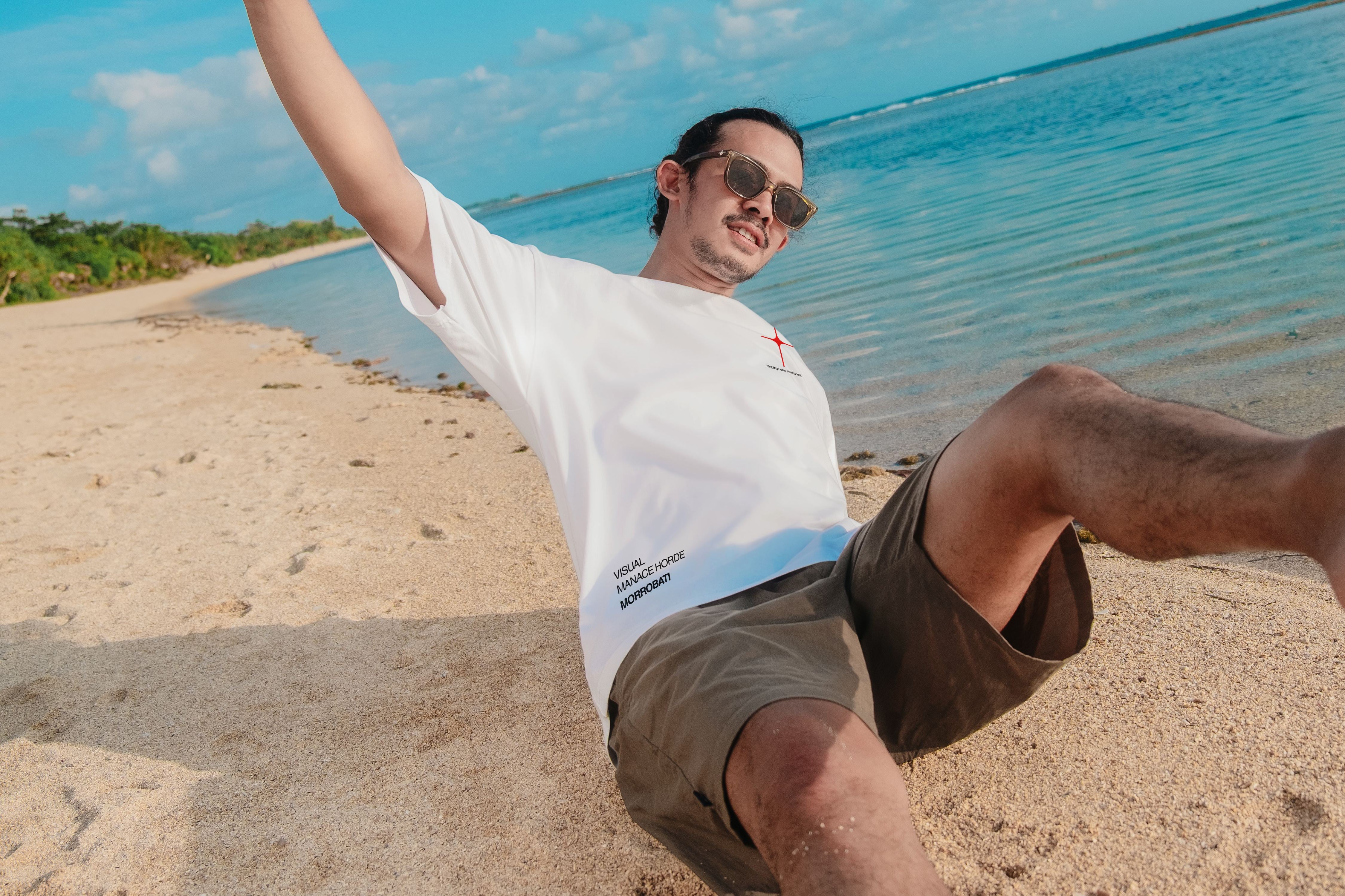 oversize-t-shirt-mockup-pack-morrobati-6.jpg