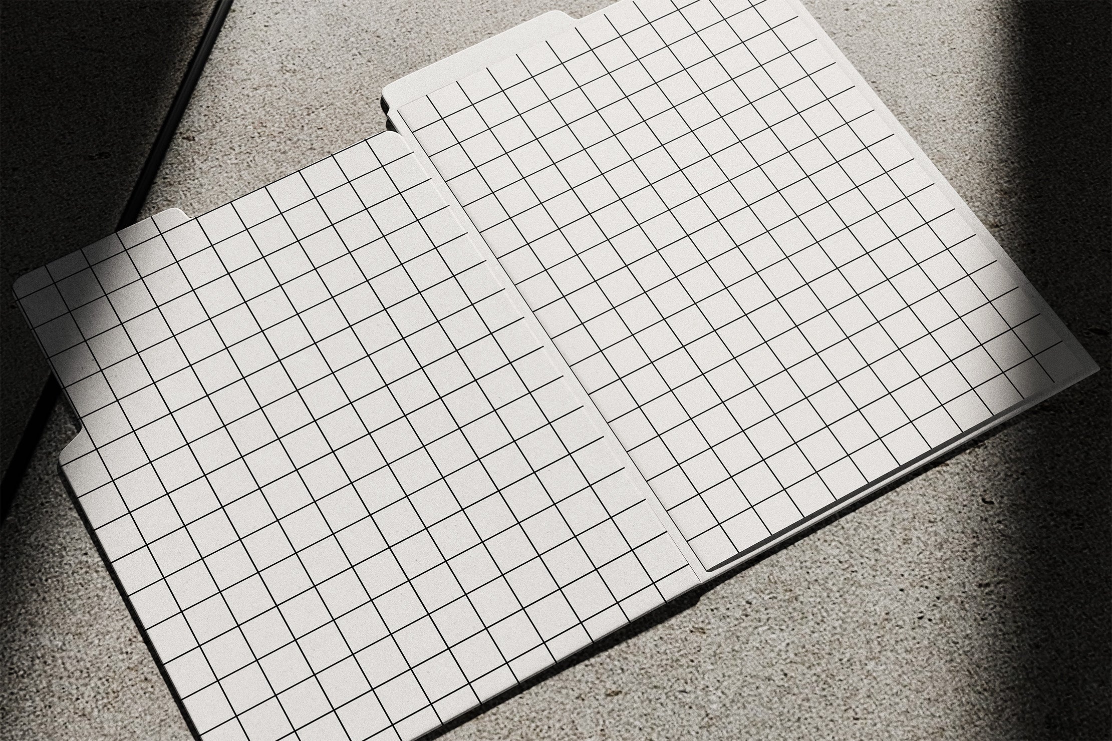 paper-folder-mockup-morrobati-4.jpg