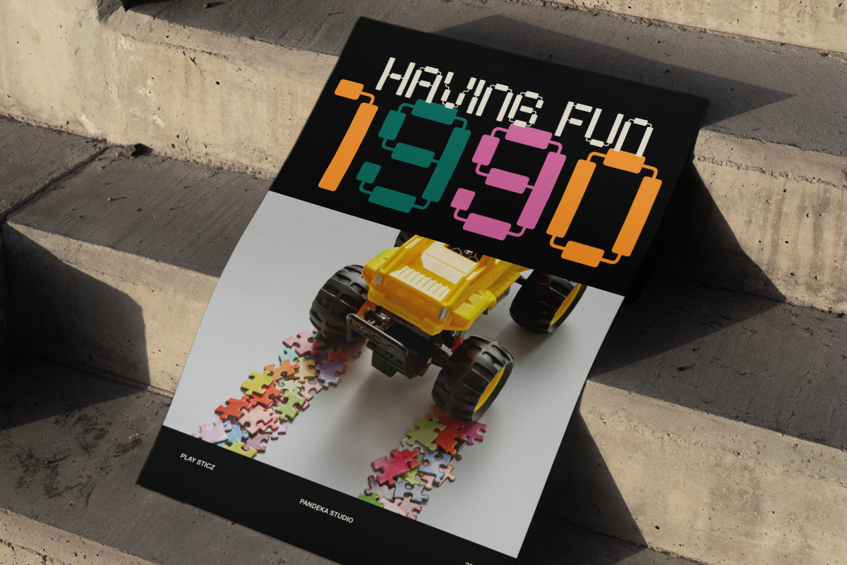play-sticz-modern-plastic-toy-font-unknown-creator-8.png