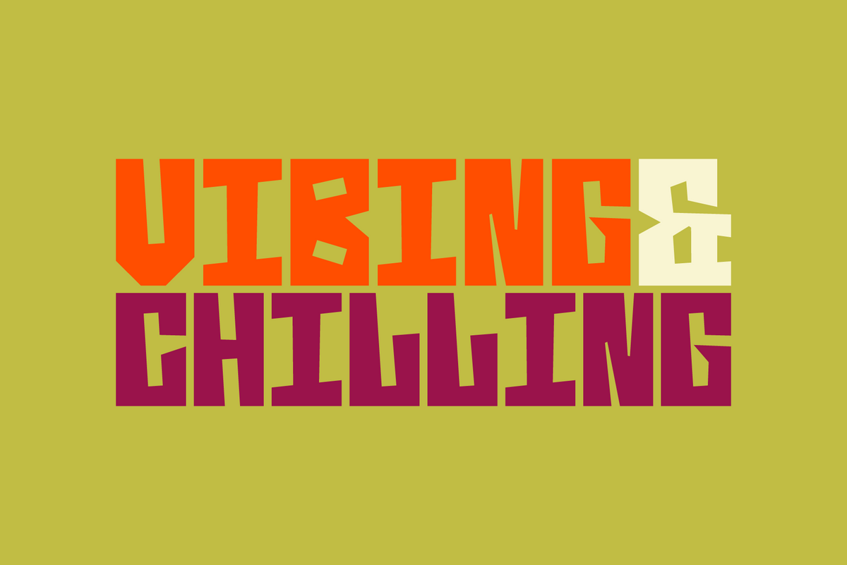 roojles-quirky-bold-display-font-mooneseye-type-6.png