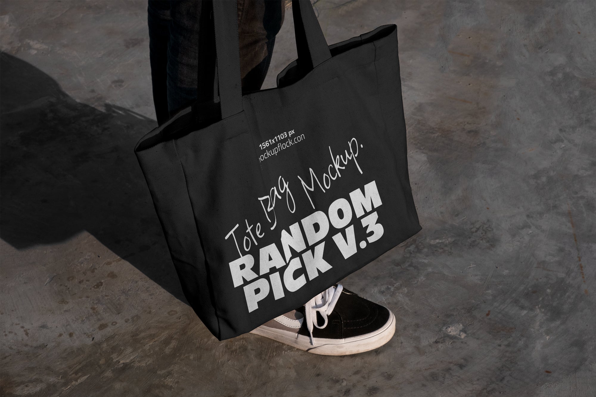 rp-v3-tote-bag-mockup-mockup-flock-3.jpg