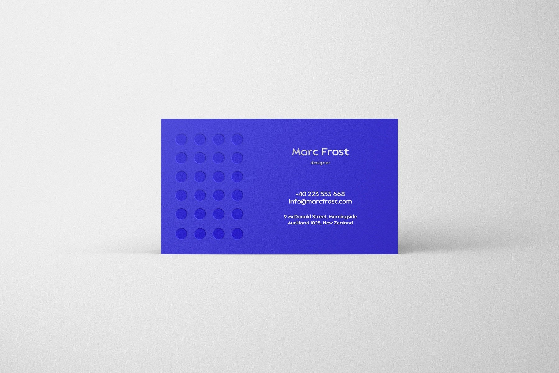 Selva: Business Card Mockup Kit